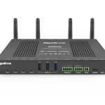 4K Presentation Switcher with 2-Inputs, advanced USB-C integration, Multi-Stream Transport, Multiview & Wireless Casting - Image 2