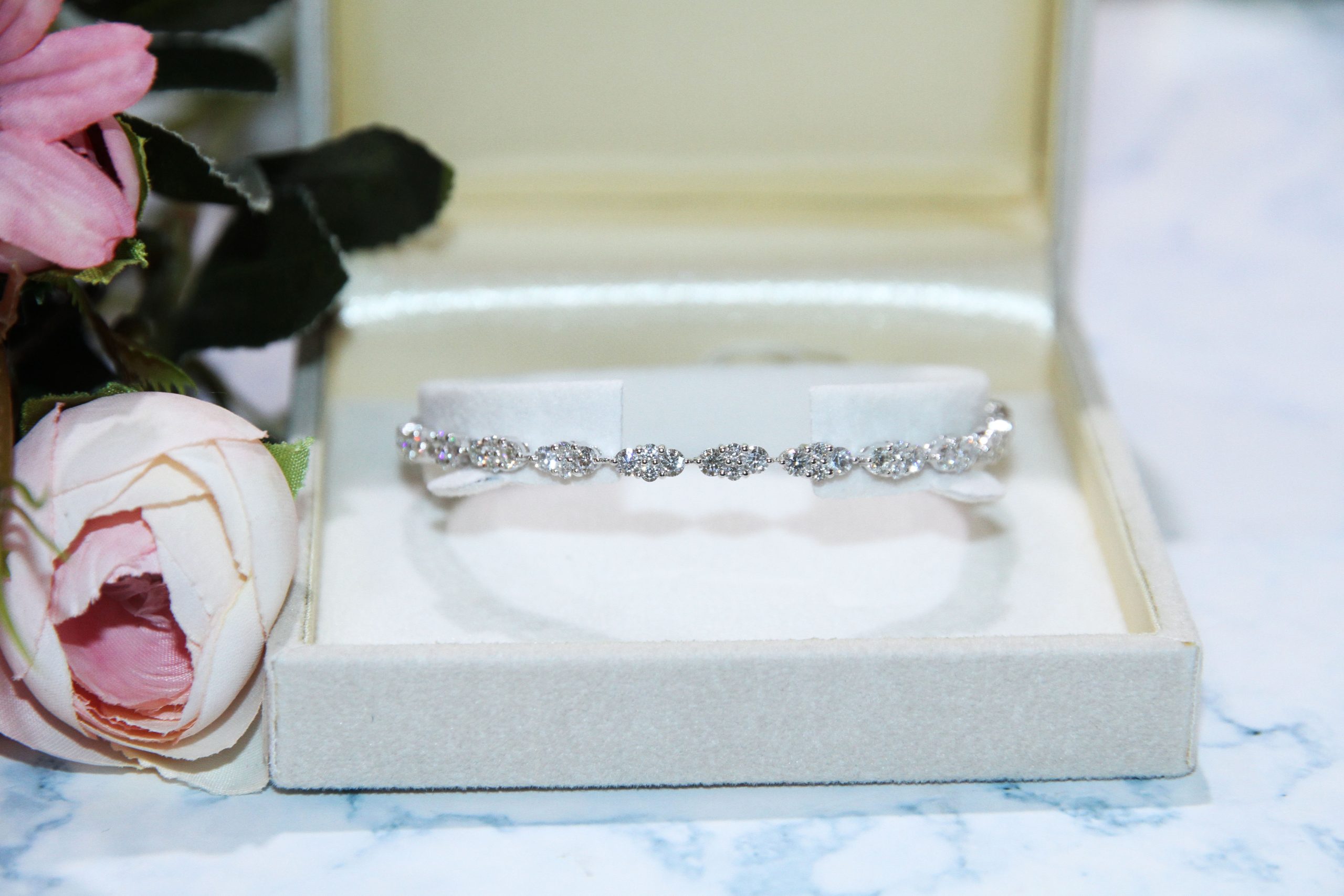 diamond tennis bracelet 